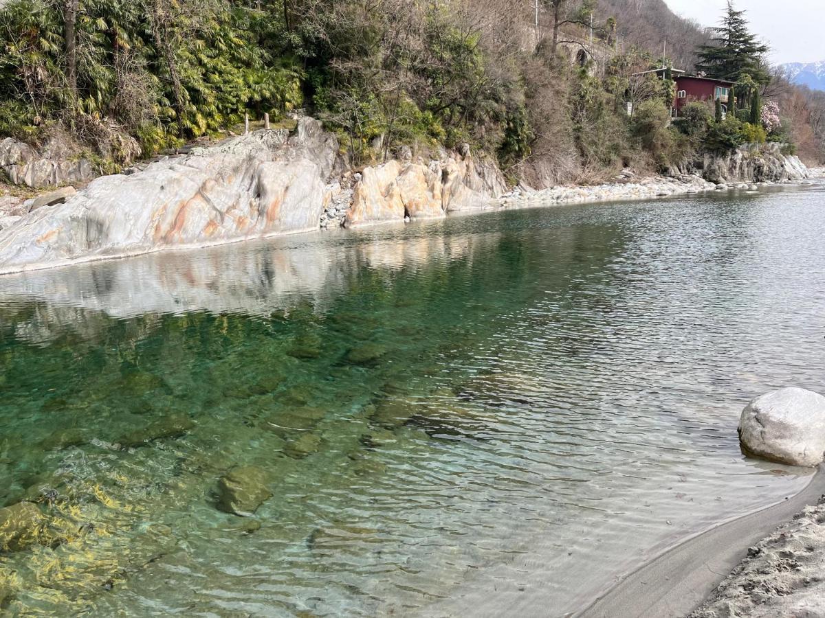 Blue River 로손 외부 사진