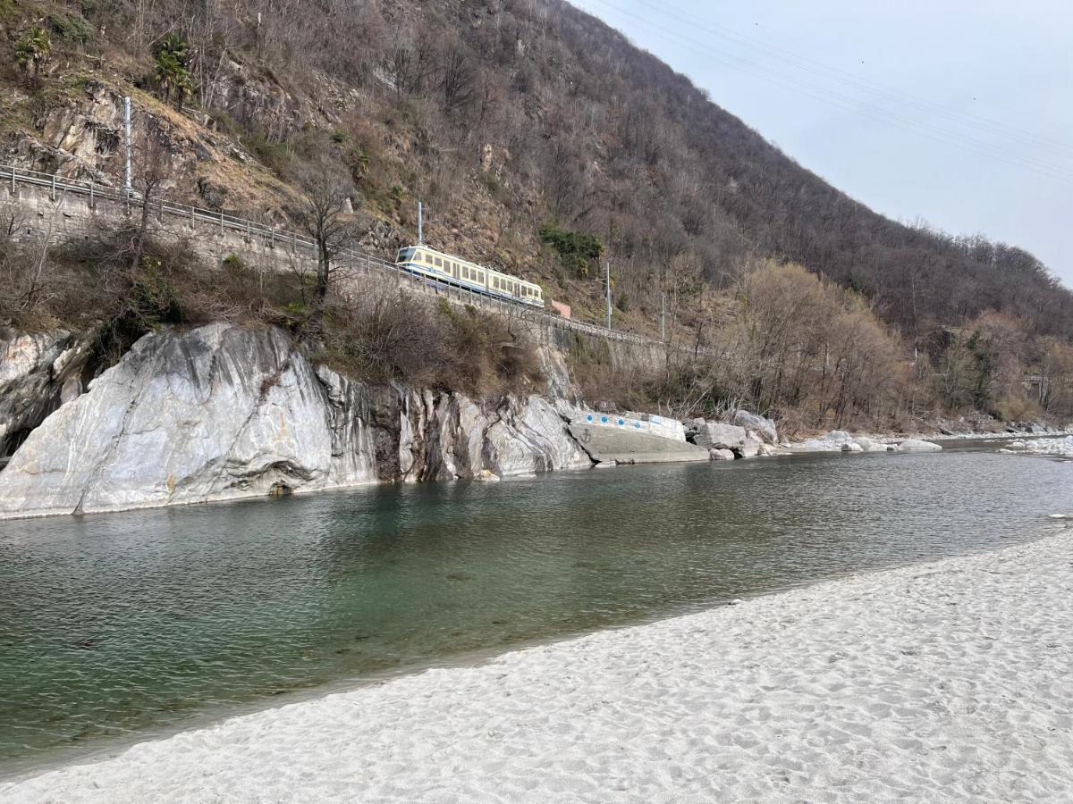 Blue River 로손 외부 사진